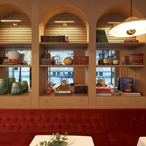 Intelier Katalina Hotell